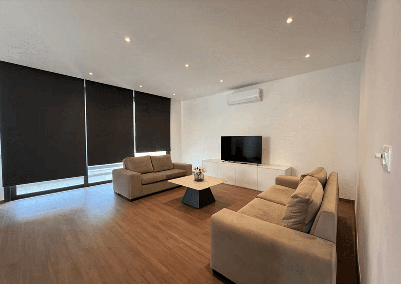 2-bedroom apartment to rent: https://www.bazaraki.com/adv/5787030_2-bedroom-apartment-to-rent (www.bazaraki.com)