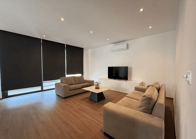 2-bedroom apartment to rent: https://www.bazaraki.com/adv/5787030_2-bedroom-apartment-to-rent (www.bazaraki.com)