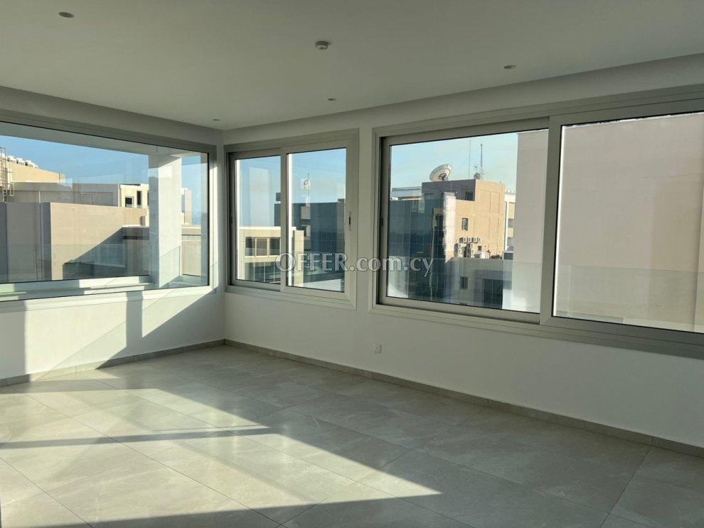 Apartment (Penthouse) in Neapoli, Limassol for Sale: https://www.offer.com.cy/en/apartment-penthouse-in-neapoli-limassol-for-sale/21-788261/ (www.offer.com.cy)