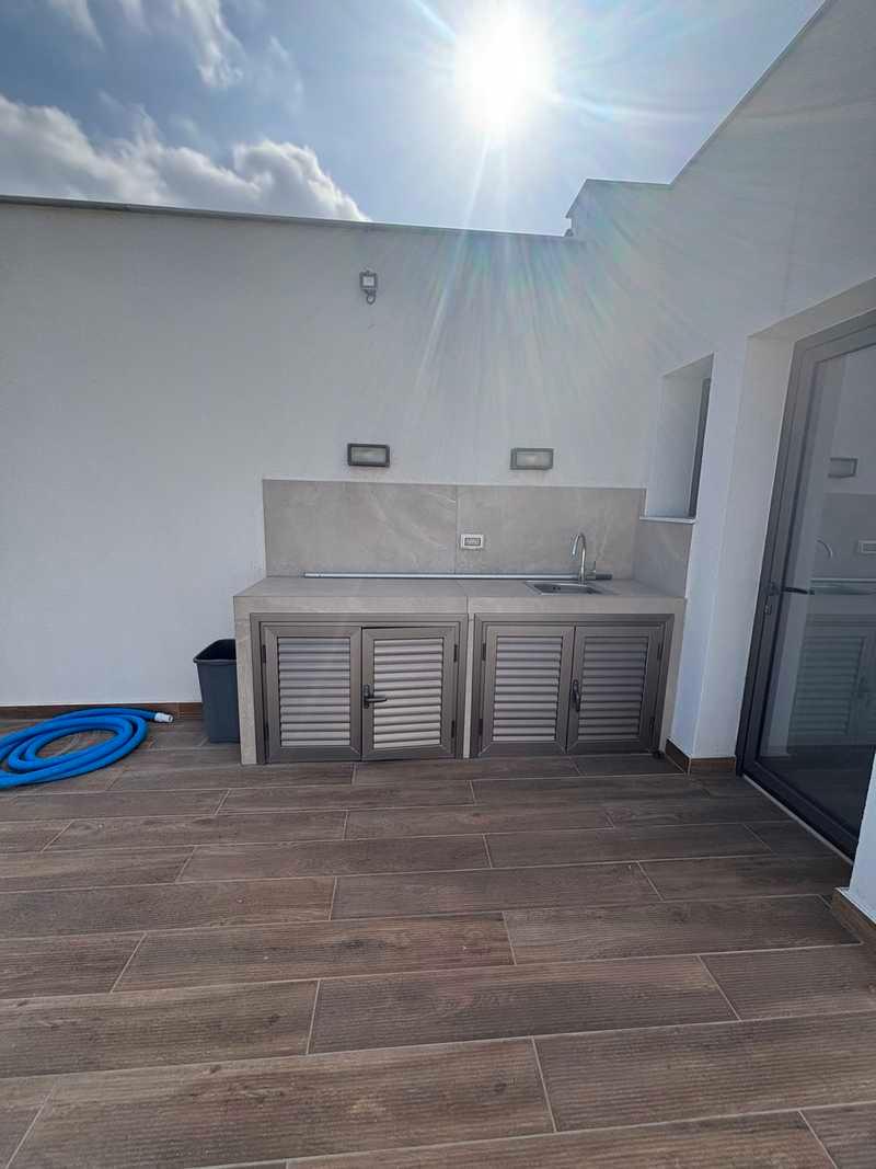 4-bedroom penthouse to rent: https://www.bazaraki.com/adv/5799588_4-bedroom-penthouse-to-rent (www.bazaraki.com)