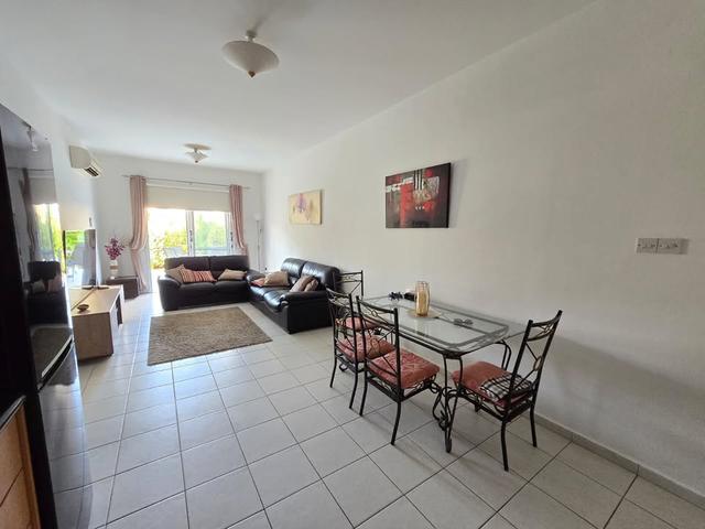 2 Beds 1 Bath Apartment/condo: https://www.facebook.com/marketplace/item/681639461328966 (www.facebook.com)
