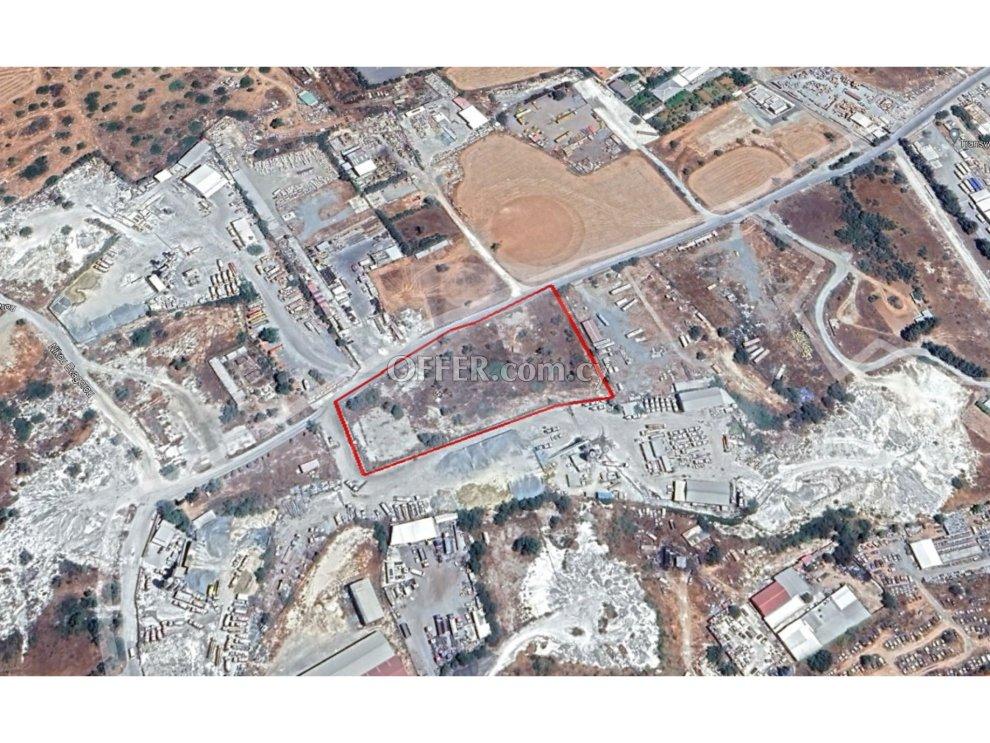 Residential land for sale in Ypsonas: https://www.offer.com.cy/en/residential-land-for-sale-in-ypsonas/21-709501/ (www.offer.com.cy)