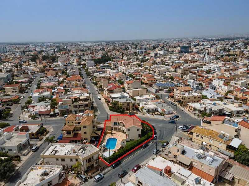 4-bedroom detached house for sale: https://www.bazaraki.com/adv/5799691_4-bedroom-detached-house-for-sale (www.bazaraki.com)