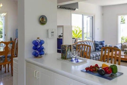 4-bedroom house in Famagusta № 152817: https://dom.com.cy/en/catalog/sale/152817/ (dom.com.cy)