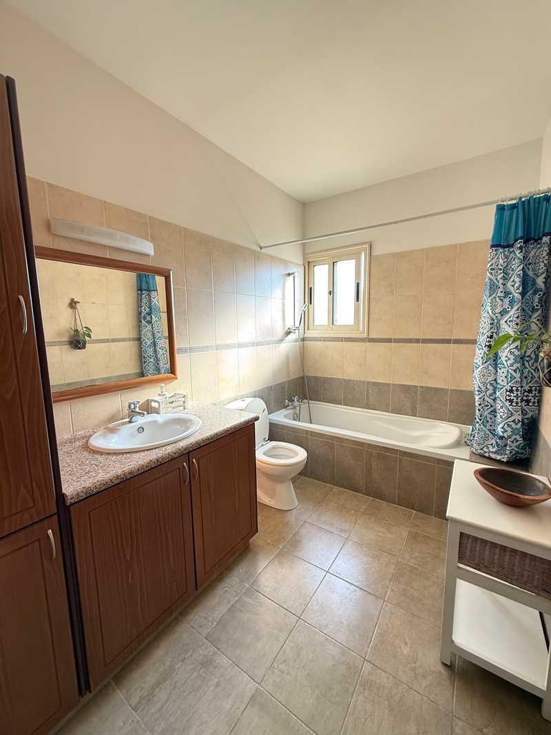 3-bedroom semi-detached to rent: https://www.bazaraki.com/adv/5787633_3-bedroom-semi-detached-to-rent (www.bazaraki.com)