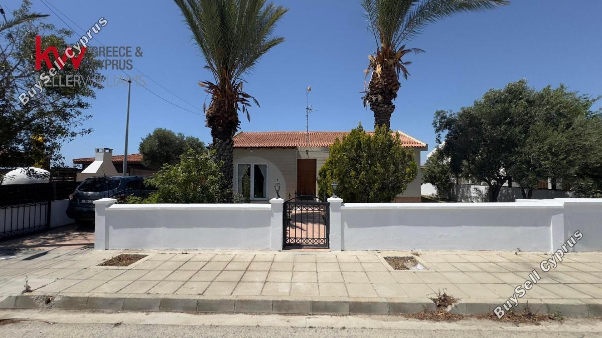 2 Bedroom Bungalow to rent in Pervolia, Larnaca: https://www.buysellcyprus.com/property-for-rent/larnaca/pervolia/2-bed-bungalow-to-rent-pervolia-larnaca-1800354.html (www.buysellcyprus.com)