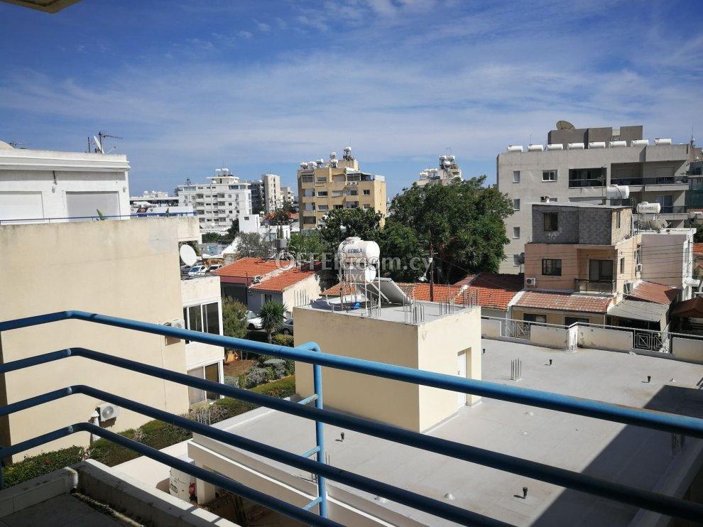 TWO BEDROOM APARTMENT IN CENTER LIMASSOL: https://www.offer.com.cy/en/two-bedroom-apartment-in-center-limassol/21-816796/ (www.offer.com.cy)