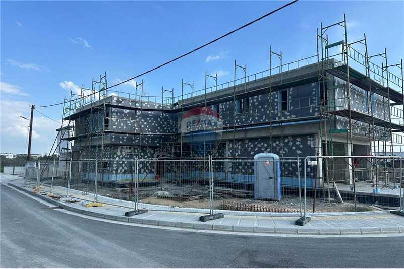3-bedroom detached house for sale: https://www.bazaraki.com/adv/5789311_3-bedroom-detached-house-for-sale (www.bazaraki.com)