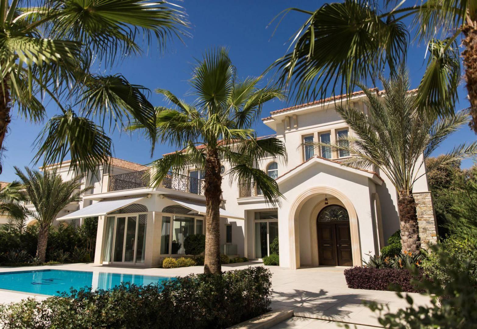 New 5-bedroom villa in Larnaca № 153403: https://dom.com.cy/en/catalog/sale/153403/ (dom.com.cy)
