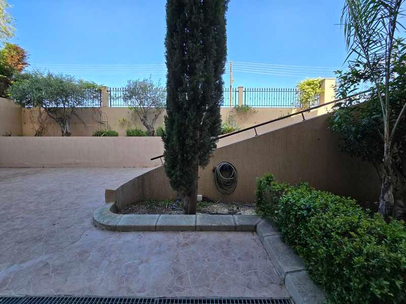 1-bedroom apartment to rent: https://www.bazaraki.com/adv/5796849_1-bedroom-apartment-to-rent (www.bazaraki.com)
