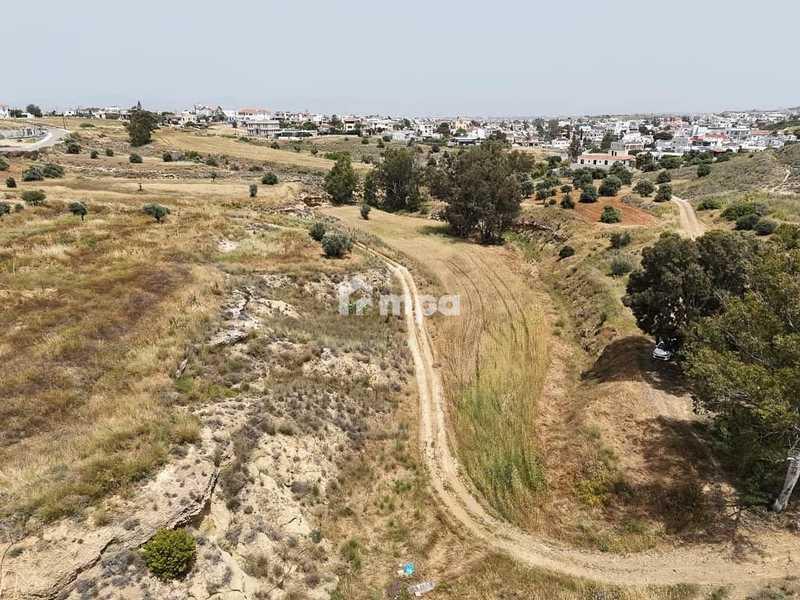 Residential land 2490 m²: https://www.bazaraki.com/adv/5798720_residential-land-2490-m2 (www.bazaraki.com)