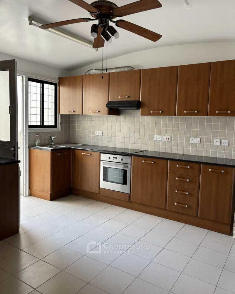 3-bedroom semi-detached to rent: https://www.bazaraki.com/adv/5786622_3-bedroom-semi-detached-to-rent (www.bazaraki.com)