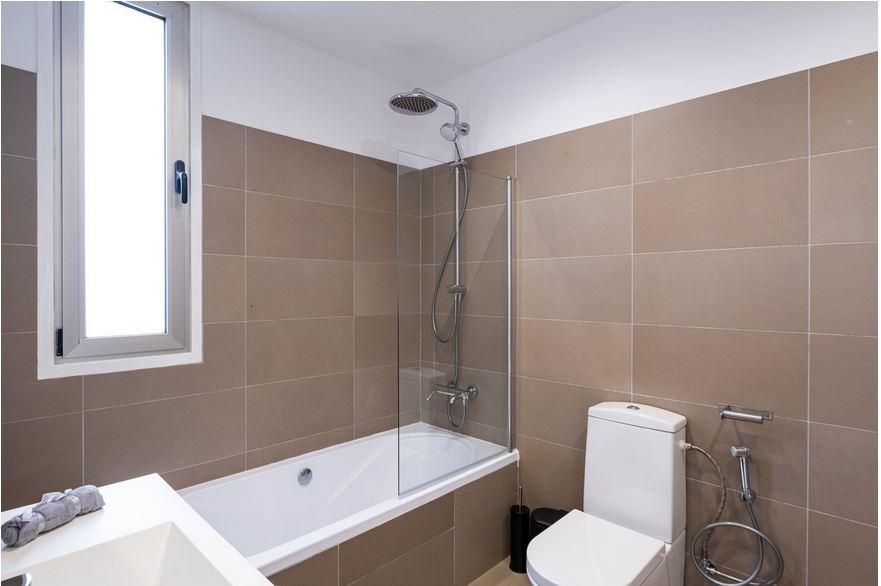 New 6-bedroom penthouse for rent in Town Center Larnaca, Cyprus. - Object № 150079: https://dom.com.cy/en/catalog/rent/150079/ (dom.com.cy)