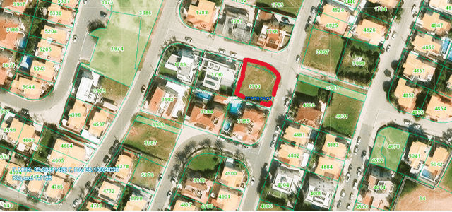 Residential land 510 m²: https://www.bazaraki.com/adv/5793018_residential-land-504-m2 (www.bazaraki.com)