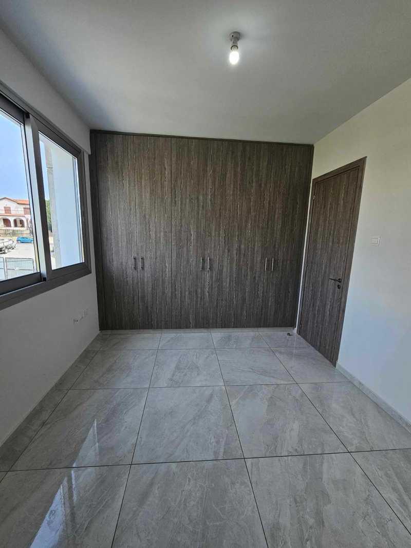 2-bedroom apartment to rent: https://www.bazaraki.com/adv/5791408_2-bedroom-apartment-to-rent (www.bazaraki.com)