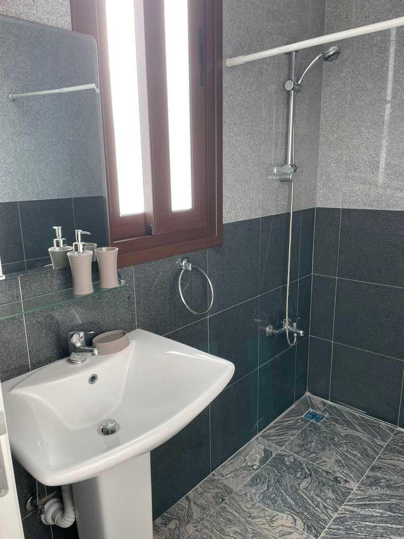 4-bedroom villa to rent: https://www.bazaraki.com/adv/5767978_4-bedroom-villa-to-rent (www.bazaraki.com)