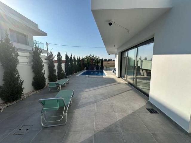4-bedroom detached house to rent: https://www.bazaraki.com/adv/5791321_4-bedroom-detached-house-to-rent (www.bazaraki.com)