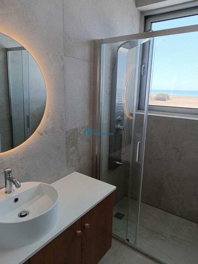 4-bedroom villa to rent: https://www.bazaraki.com/adv/5787566_4-bedroom-villa-to-rent (www.bazaraki.com)