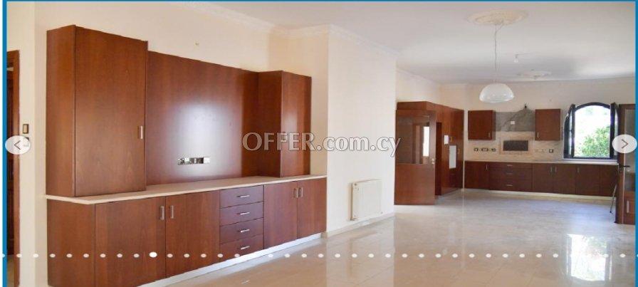 For Sale €1,415,000 House 5 bedrooms Oroklini, Voroklini Larnaca: https://www.offer.com.cy/en/for-sale-1-415-000-house-5-bedrooms-oroklini-voroklini-larnaca/21-735223/ (www.offer.com.cy)