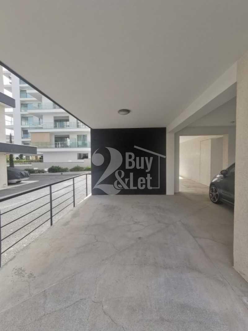 3-bedroom apartment for sale: https://www.bazaraki.com/adv/5791159_3-bedroom-apartment-for-sale (www.bazaraki.com)