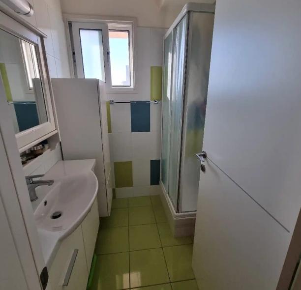 2-bedroom flat in Nicosia №148594: https://dom.com.cy/en/catalog/rent/148594/ (dom.com.cy)