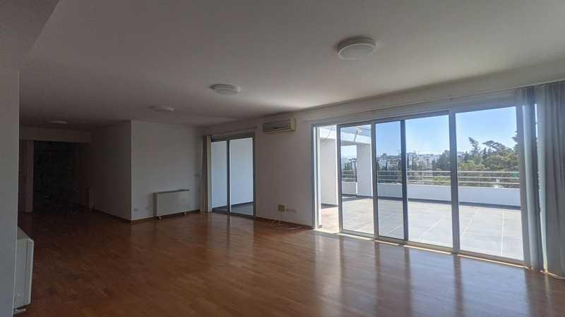 3-bedroom apartment for sale: https://www.bazaraki.com/adv/5794529_3-bedroom-apartment-for-sale (www.bazaraki.com)