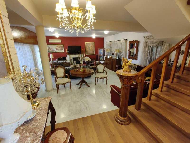 3-bedroom villa for sale: https://www.bazaraki.com/adv/5786806_3-bedroom-villa-for-sale (www.bazaraki.com)