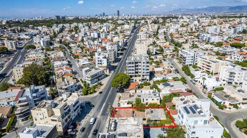 Commercial land 718 m²: https://www.bazaraki.com/adv/5788880_commercial-land-718-m2 (www.bazaraki.com)