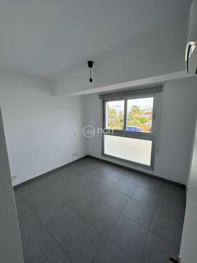 1-bedroom apartment to rent: https://www.bazaraki.com/adv/5791384_1-bedroom-apartment-to-rent (www.bazaraki.com)