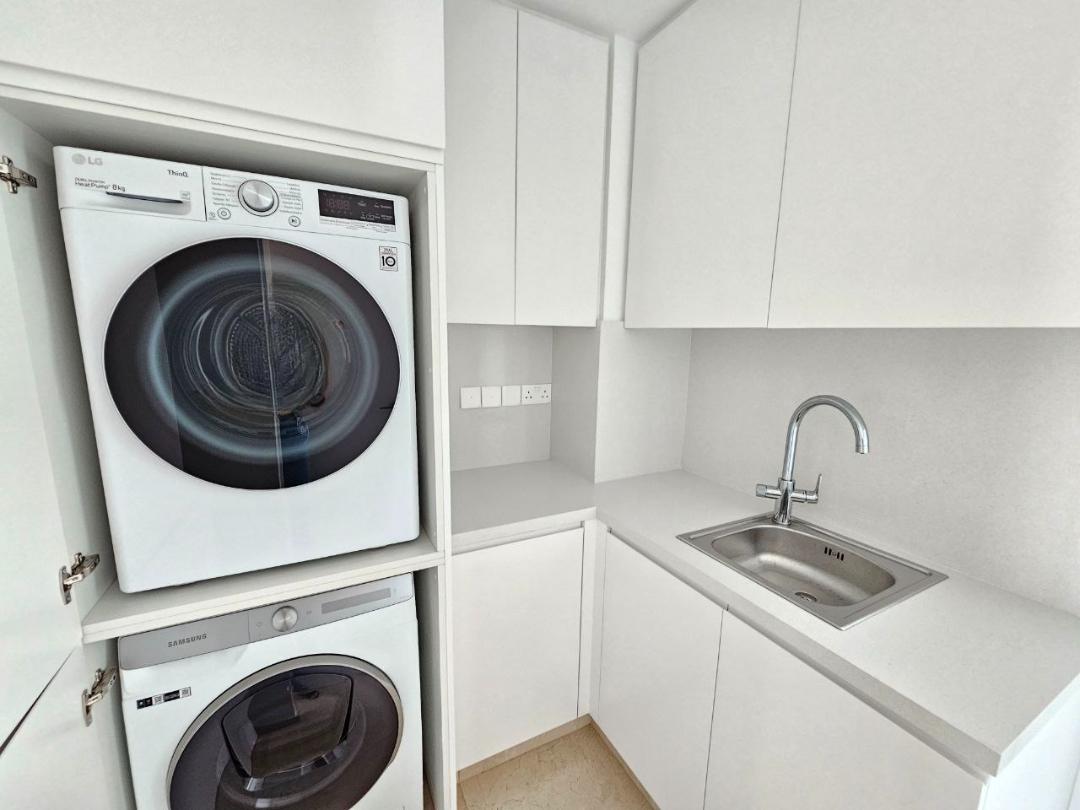 New 5-bedroom villa in Limassol №153651: https://dom.com.cy/en/catalog/rent/153651/ (dom.com.cy)