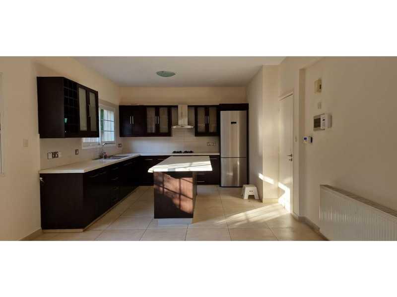 4-bedroom detached house to rent: https://www.bazaraki.com/adv/5786553_4-bedroom-detached-house-to-rent (www.bazaraki.com)