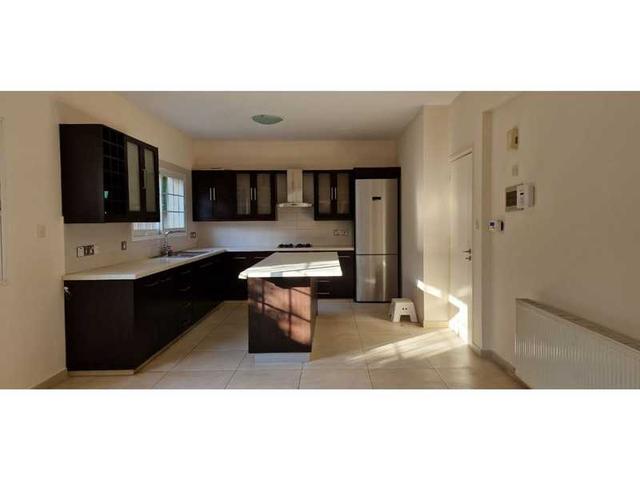 4-bedroom detached house to rent: https://www.bazaraki.com/adv/5786553_4-bedroom-detached-house-to-rent (www.bazaraki.com)