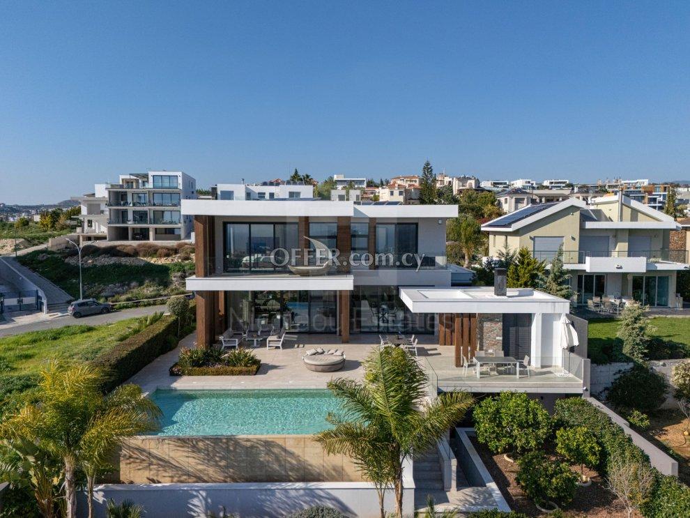 Luxury modern six bedroom villa in Paniotis area of Germasogeia: https://www.offer.com.cy/en/luxury-modern-six-bedroom-villa-in-paniotis-area-of-germasogeia/21-813035/ (www.offer.com.cy)