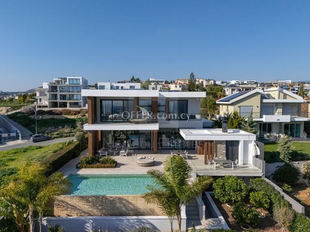 Luxury modern six bedroom villa in Paniotis area of Germasogeia: https://www.offer.com.cy/en/luxury-modern-six-bedroom-villa-in-paniotis-area-of-germasogeia/21-813035/ (www.offer.com.cy)
