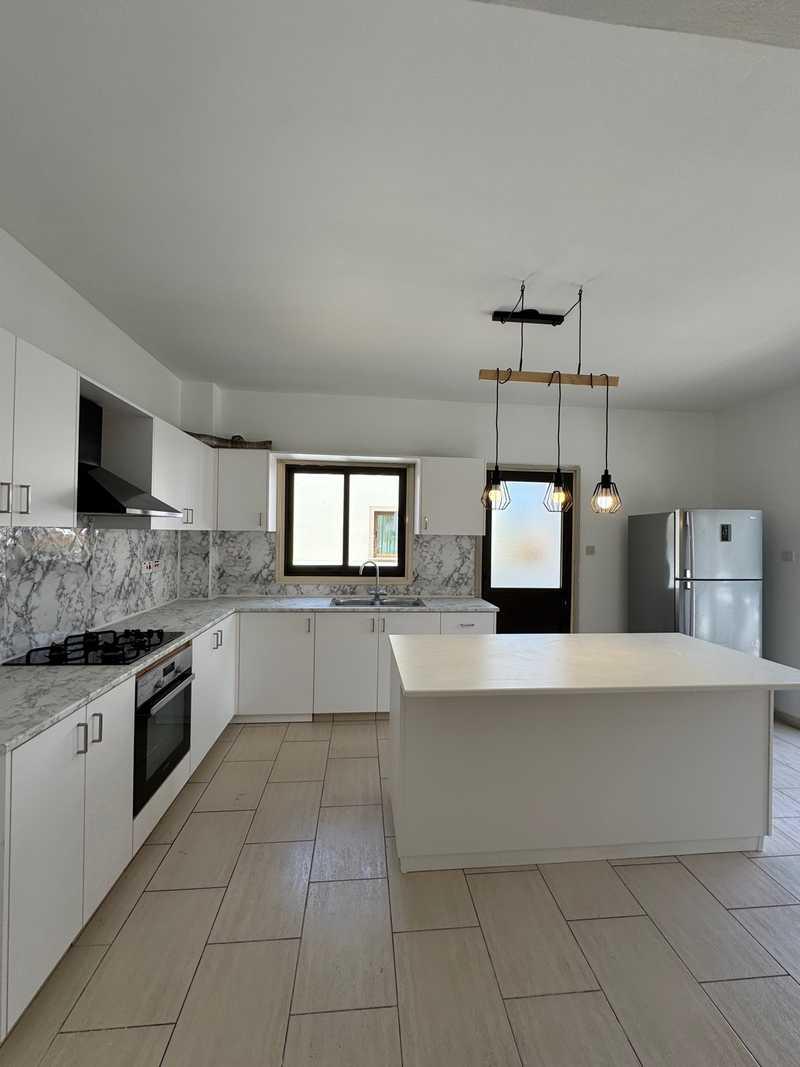 3-bedroom detached house to rent: https://www.bazaraki.com/adv/5799643_3-bedroom-detached-house-to-rent (www.bazaraki.com)