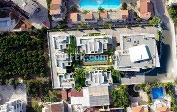 3 Bedroom Apartment With Roof Garden In Germasogeia, Limassol: https://www.offer.com.cy/en/3-bedroom-apartment-with-roof-garden-in-germasogeia-limassol/21-668380/ (www.offer.com.cy)