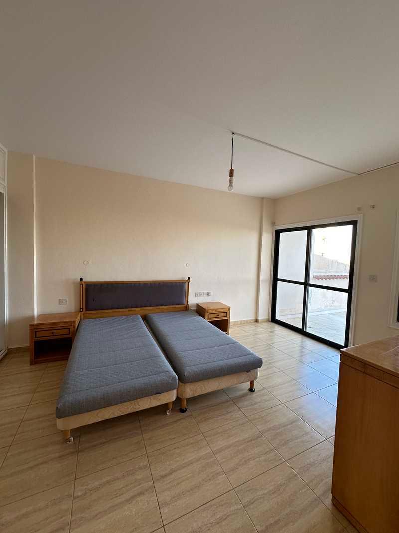 1-bedroom apartment to rent: https://www.bazaraki.com/adv/5797087_1-bedroom-apartment-to-rent (www.bazaraki.com)