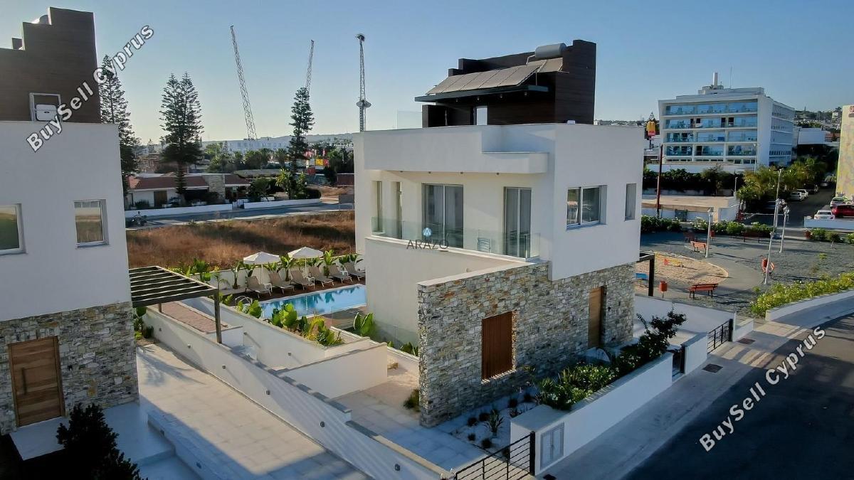 4 Bedroom Detached house for sale in Ayia Napa, Famagusta: https://www.buysellcyprus.com/property-for-sale/famagusta/ayia-napa/4-bed-detached-house-for-sale-ayia-napa-famagusta-1792694.html (www.buysellcyprus.com)