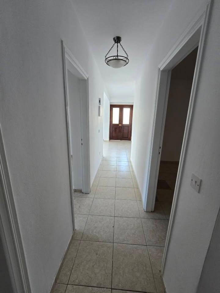 3 bed groundfloor in Kato Paphos: https://www.facebook.com/marketplace/item/641537108881501 (www.facebook.com)