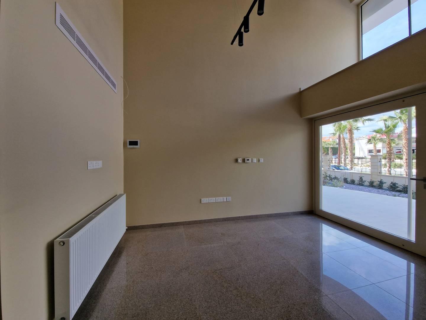 Office in Limassol №152631: https://dom.com.cy/en/catalog/rent/152631/ (dom.com.cy)