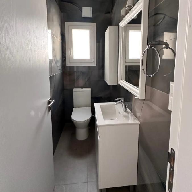 3-bedroom flat in Limassol №152903: https://dom.com.cy/en/catalog/rent/152903/ (dom.com.cy)