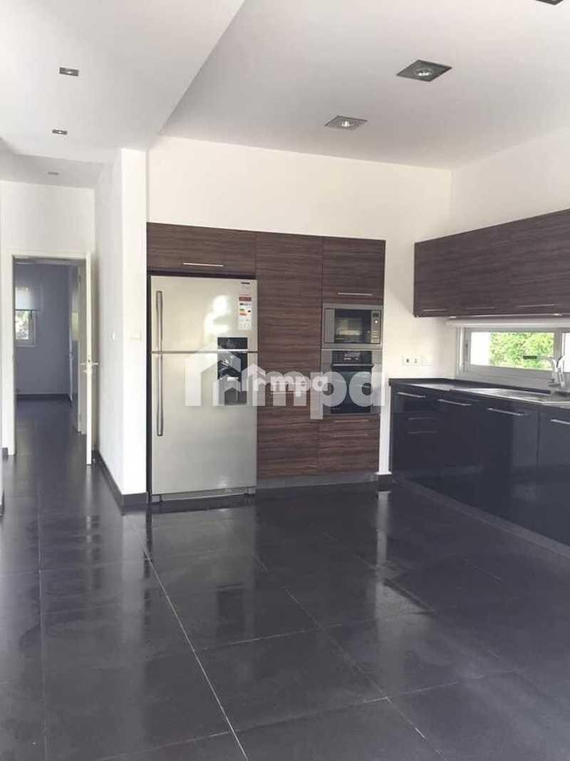 2-bedroom apartment to rent: https://www.bazaraki.com/adv/5791372_2-bedroom-apartment-to-rent (www.bazaraki.com)
