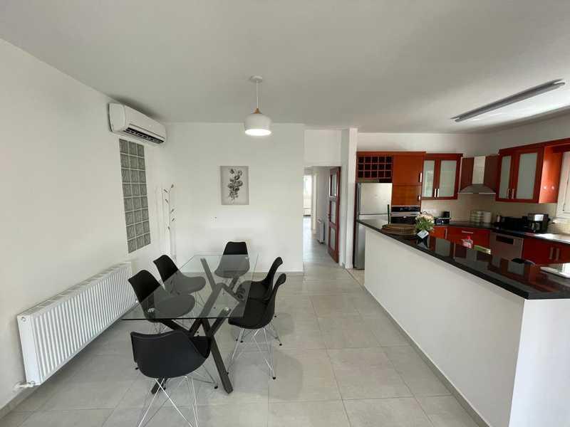 3-bedroom apartment to rent: https://www.bazaraki.com/adv/5794743_3-bedroom-apartment-to-rent (www.bazaraki.com)