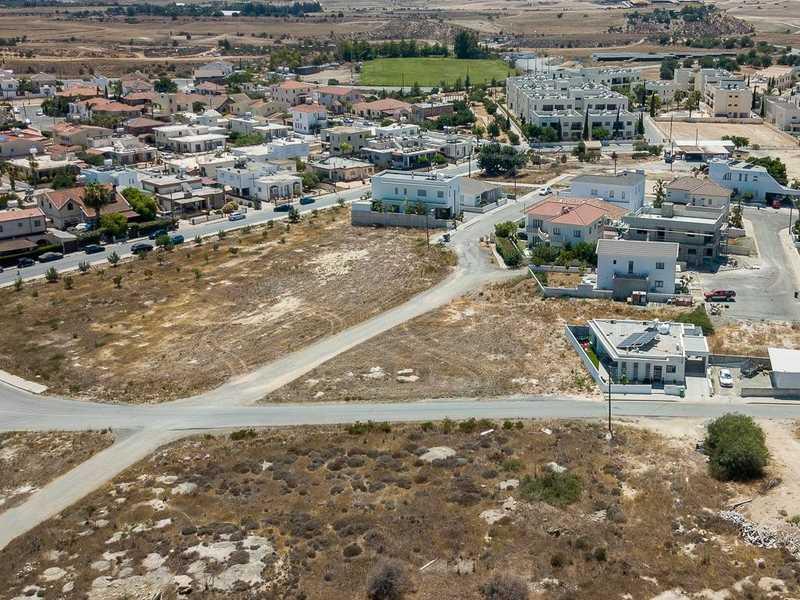 Residential land 4348 m²: https://www.bazaraki.com/adv/5798194_residential-land-4348-m2 (www.bazaraki.com)