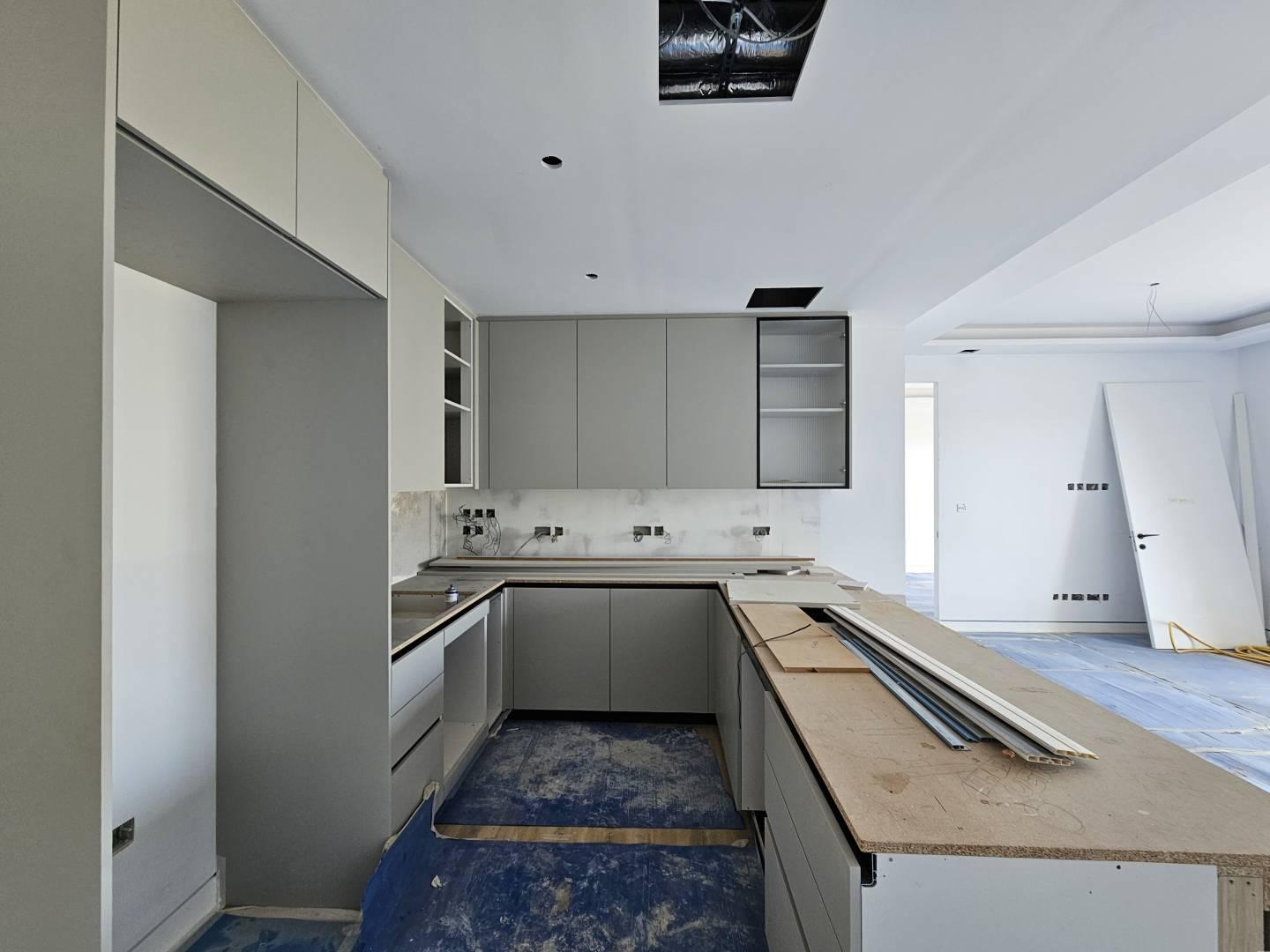 New 3-bedroom apartment in Limassol № 152861: https://dom.com.cy/en/catalog/sale/152861/ (dom.com.cy)