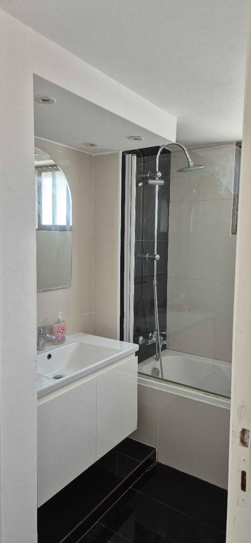 2-bedroom apartment to rent: https://www.bazaraki.com/adv/5799472_2-bedroom-apartment-to-rent (www.bazaraki.com)