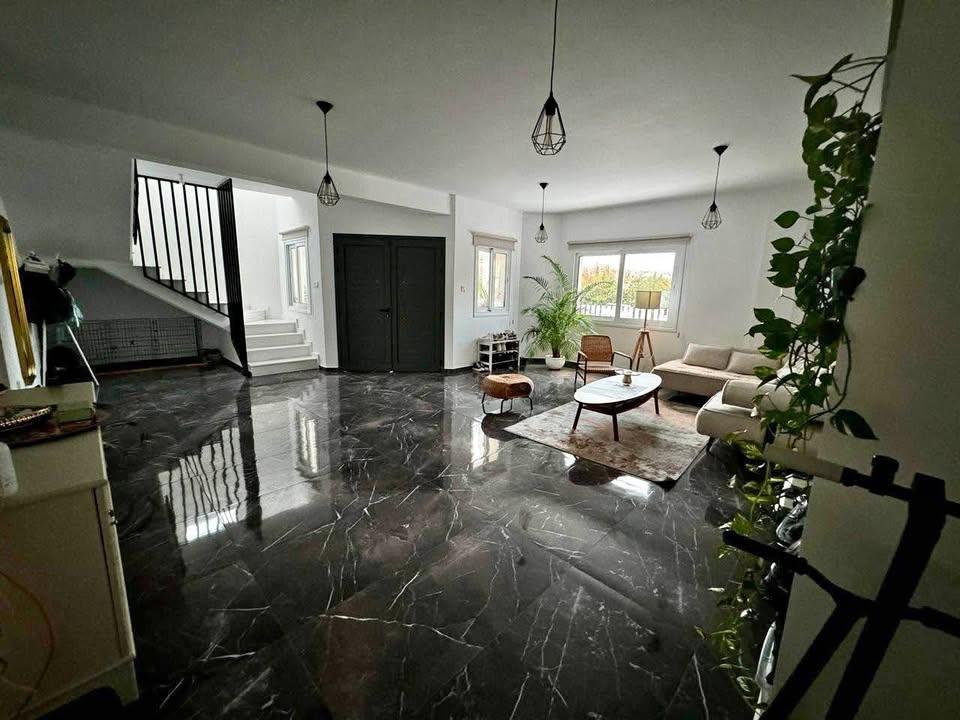 4 bedroom semi detached to rent: https://www.facebook.com/marketplace/item/3927254534181322 (www.facebook.com)