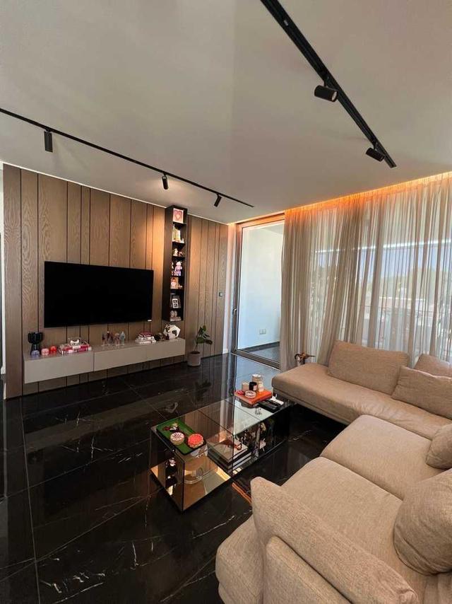 2-bedroom apartment to rent: https://www.bazaraki.com/adv/5795111_2-bedroom-apartment-to-rent (www.bazaraki.com)