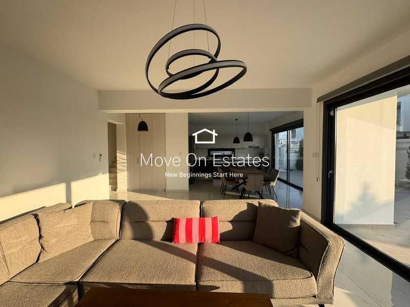 4-bedroom detached house for sale: https://www.bazaraki.com/adv/5797149_4-bedroom-detached-house-for-sale (www.bazaraki.com)
