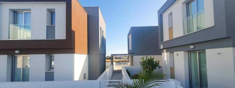 3-bedroom detached house for sale: https://www.bazaraki.com/adv/5765710_3-bedroom-detached-house-for-sale (www.bazaraki.com)